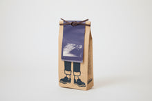 Load image into Gallery viewer, Hokusai Red Mt. Fuji Maekake Apron